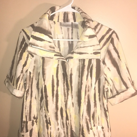 Zenergy Chico’s Animal Print Short Sleeve Jacket - Picture 2 of 8